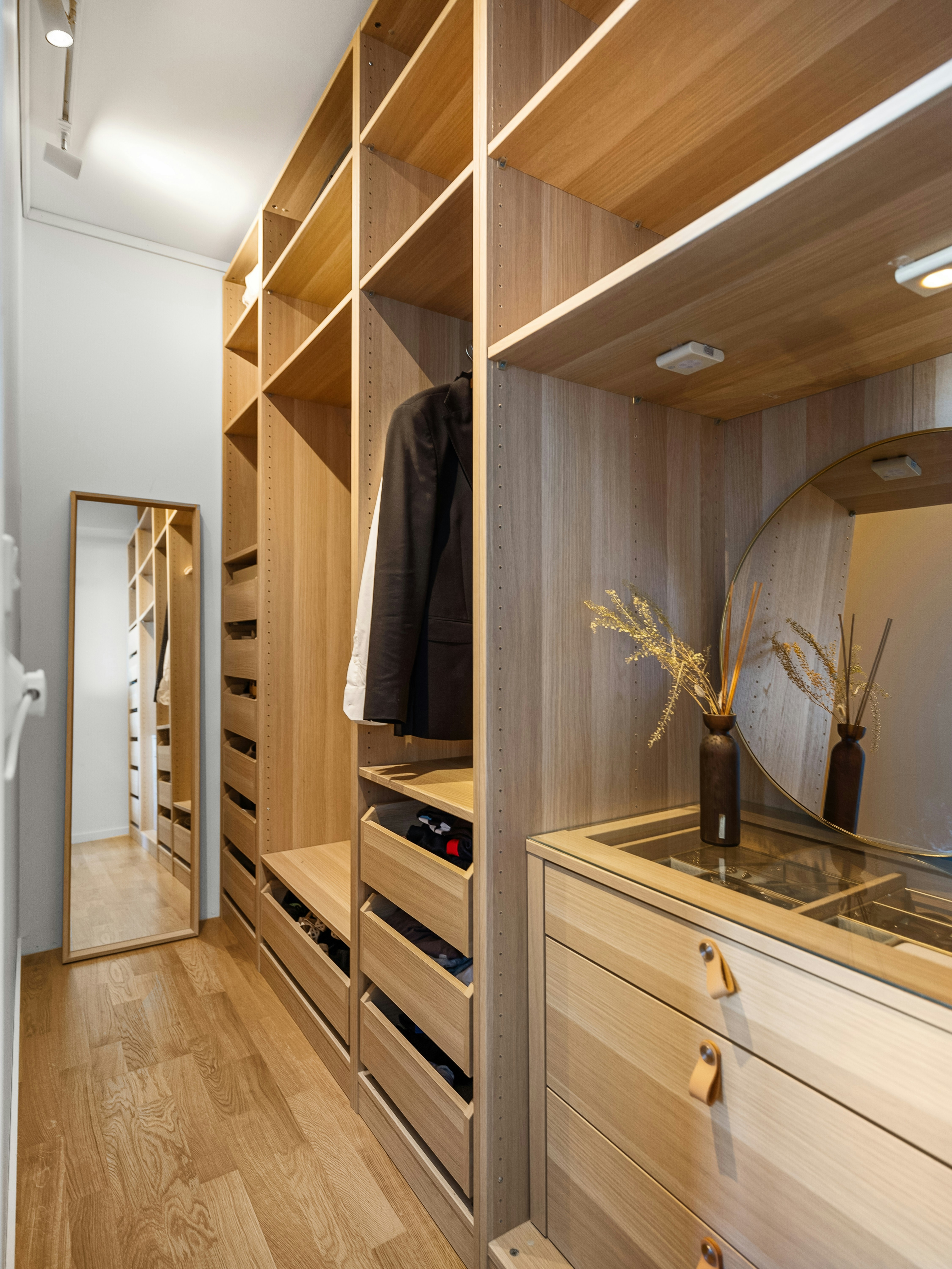 Wardrobes and Storage Furniture using Corewood Boards